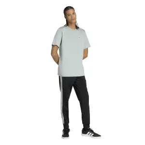 Camiseta adidas Icon Graphic image-3