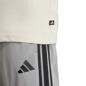 Camiseta adidas Icon Graphic image-5