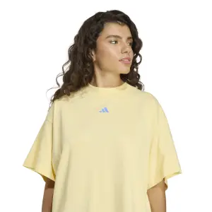 Γυναικείο T-shirt adidas Studio Boyfriend image-4