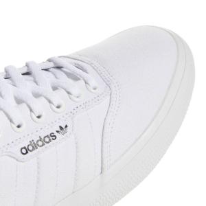 product/a/d/adidas-originals_b22705_10_footwear_photography_detail_view_3_white_000.jpg