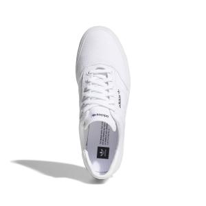 product/a/d/adidas-originals_b22705_3_footwear_photography_top_portrait_view_white_000.jpg