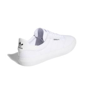 product/a/d/adidas-originals_b22705_7_footwear_photography_back_lateral_top_view_white_000.jpg