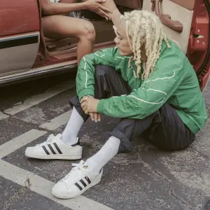 Baskets adidas Superstar image-5