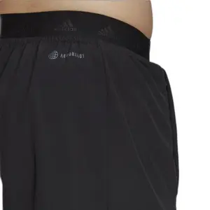 Pantalón corto de entrenamiento adidas Colourblock image-4