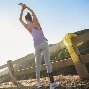 Legging mujer adidas Must Haves Stacked Logo image-3