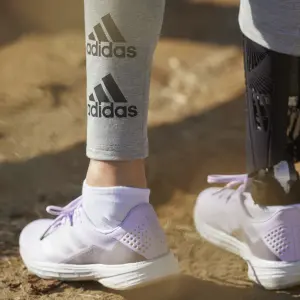 Legging mujer adidas Must Haves Stacked Logo image-4