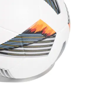 Fotbalový míč adidas Tiro Pro image-4