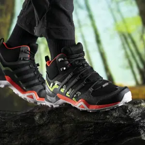 Hiking shoes adidas Terrex Swift R2 Mid Gore-Tex image-1