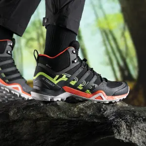 Hiking shoes adidas Terrex Swift R2 Mid Gore-Tex image-2
