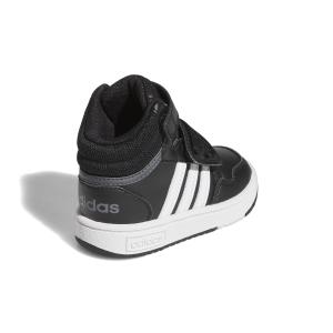 product/a/d/adidas_gw0408_7_footwear_photography_back_lateral_top_view_white.jpg