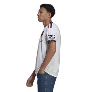Camiseta segunda equipación Manchester United 2022/23 image-3