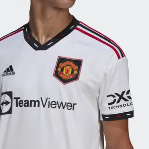 Camiseta segunda equipación Manchester United 2022/23 image-5