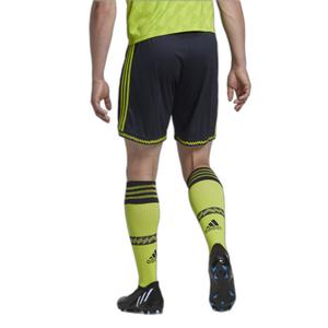 Pantalón corto tercera equipación Manchester United 2022/23 image-2