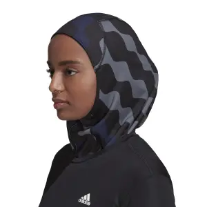 Hijab Frau adidas Marimekko image-4