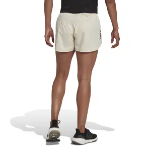 Women's shorts adidas Thebe Magugu Run Fast image-5
