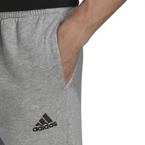 Spodnie dresowe zwężane z dresówki adidas Essentials image-5