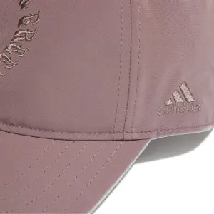 Gorra adidas image-3