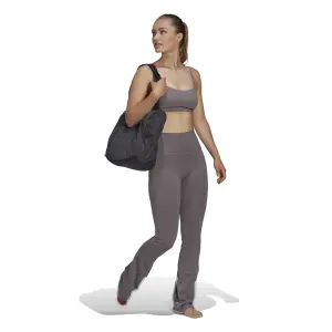 Reggiseno a sostegno elevato per donne adidas Yoga Studio image-4