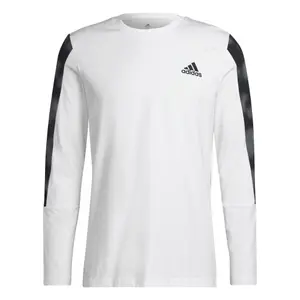 Camiseta de manga larga con estampado de camuflaje adidas Essentials image-3