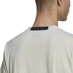 Camiseta adidas designed for training image-4