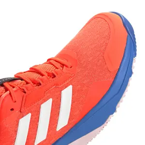 product/a/d/adidas_hp7033_9_footwear_photography_detail_view_2_white.jpg