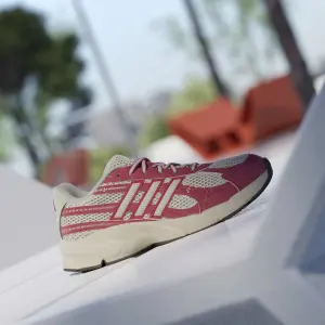 Γυναικεία αθλητικά παπούτσια adidas Technochaos 2000 image-1