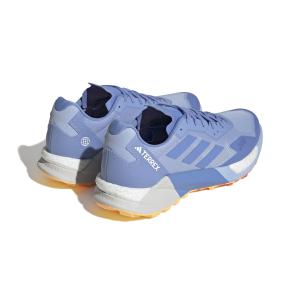 product/a/d/adidas_hr1082_7_footwear_photography_back_lateral_top_view_white_000.jpg