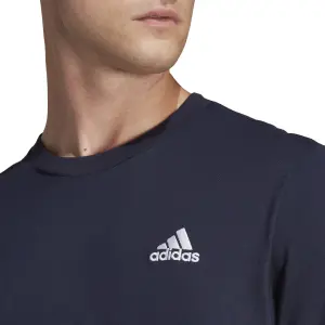 Pequena camisola com logótipo simples bordado adidas Essentials image-5