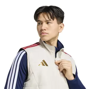 Bayern München vindjacka 2026/27 image-5