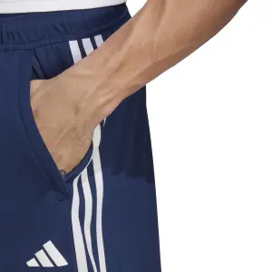 Pantalón corto adidas Essentials Pique 3-Stripes image-4