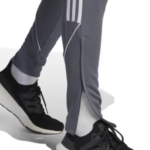 Pantalón de chándal adidas Tiro 23 League image-5