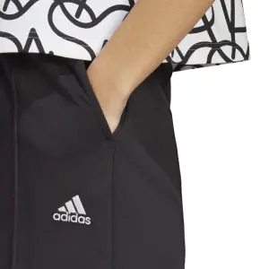 Pantalones cortos de mujer adidas Allover Graphic image-5