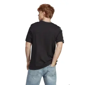 Camiseta adidas Brandlove image-3