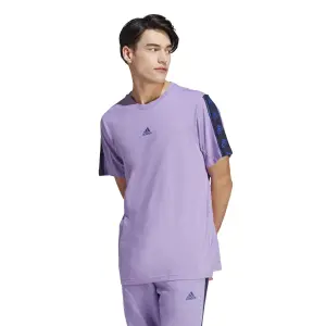 Camiseta adidas Brandlove image-1