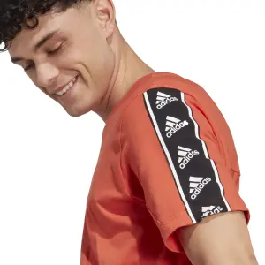 T-shirt adidas Brand Love image-6
