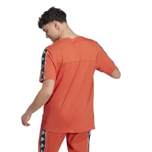 Camiseta adidas Brand Love image-4