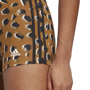 Pantalón corto mujer adidas Essentials Single image-5