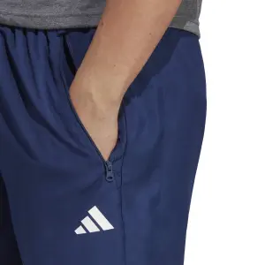 Short en toile adidas Train Essentials image-5