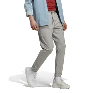 Pantalón de chándal ajustado de punto adidas Essentials Badge of Sport image-3