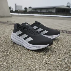 Buty do biegania adidas Adistar 3 image-6