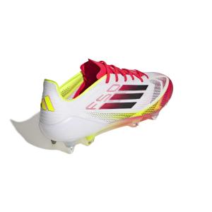 product/a/d/adidas_ie1258_6_footwear_photography_back_lateral_top_view_white-nw091625.jpg