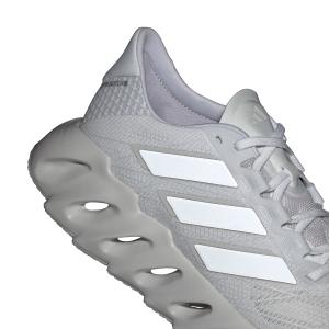 product/a/d/adidas_if9186_13_footwear_photography_reflective_detail_white.jpg