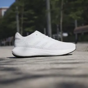 Running shoes adidas Response image-3