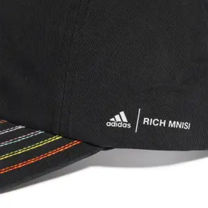 Gorra adidas Pride Love Unites image-1