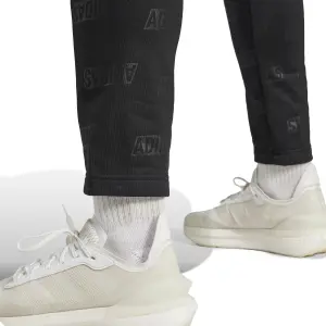 Fitted textured joggers adidas image-4