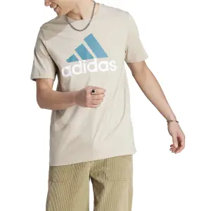 Camiseta con gran logo adidas Essentials image-3
