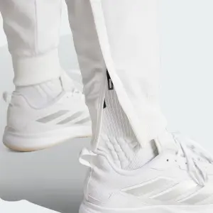 Jogginghose Damen adidas Walk On image-5