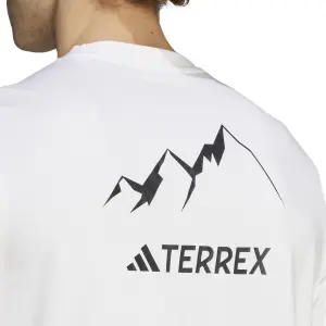 Camiseta adidas Terrex Graphic MTN 2.0 image-6