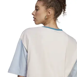 Camiseta de mujer adidas Essentials image-6