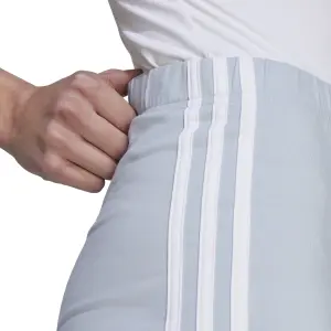 Pantalón corto mujer adidas Essentials Single image-6